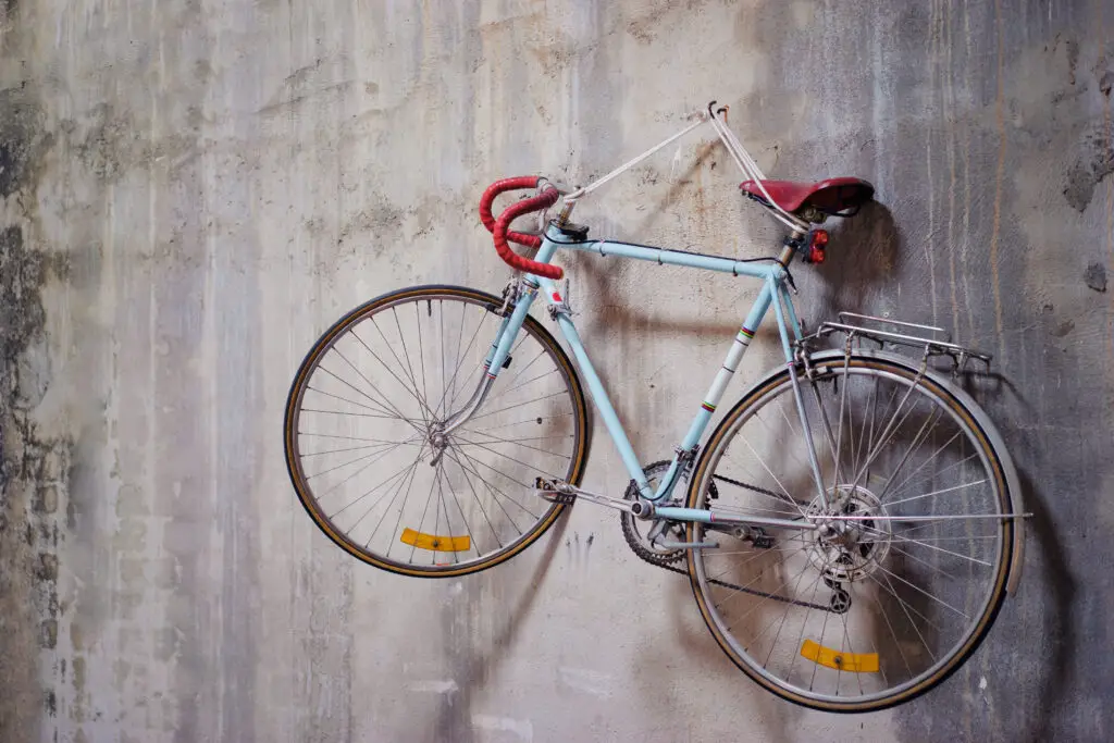 how to hang a bike